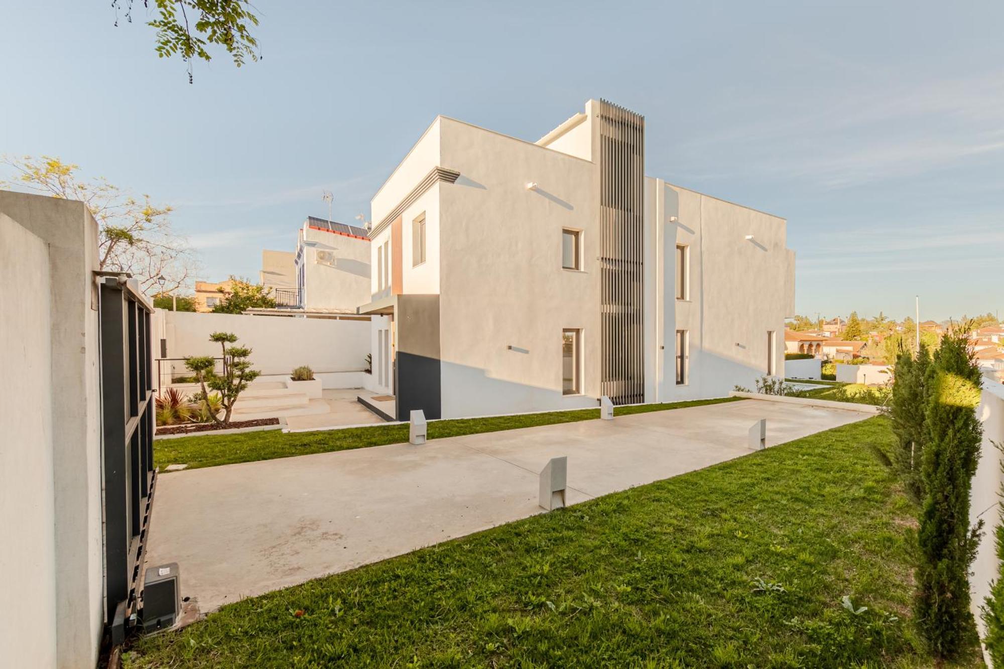 Villa Con Piscina Privada Gelves Zewnętrze zdjęcie